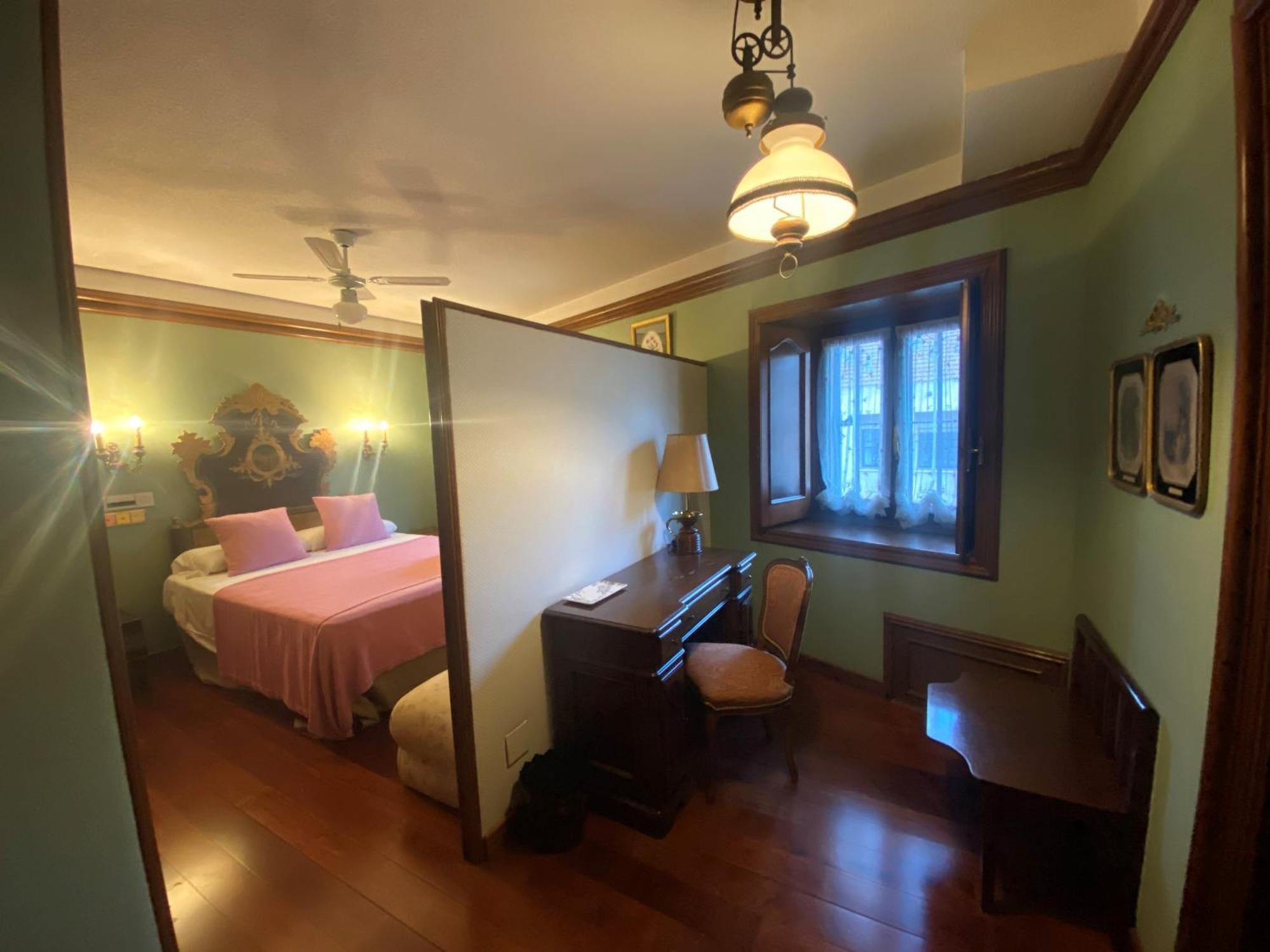 Apartamentos Maria Luisa Burgo Cameră foto